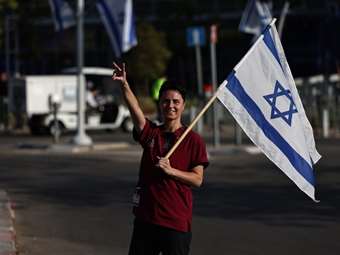 Μέρα χαράς σε Ισραήλ και Γάζα