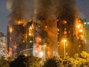 Ξεχειλίζει η οργή στο Χονγκ Κονγκ για την φονική πυρκαγιά - Αυξάνονται καθημερινά οι νεκροί, στους 146 πλέον