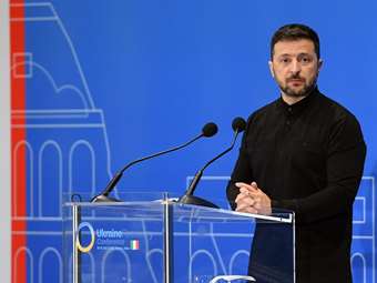 Ζελένσκι: Βασιζόμαστε στις ΗΠΑ για να τερματιστεί ο πόλεμος