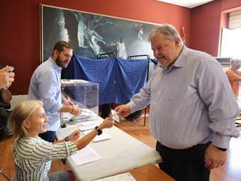 Εκλογές στο ΠΑΣΟΚ - Ευ. Βενιζέλος: Χρειάζεται ένας άλλος πόλος, μια άλλη πρόταση εξουσίας