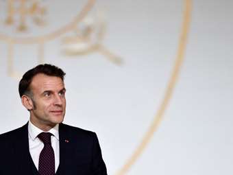 Μακρόν: Απαιτούνται συγκεκριμένες αποφάσεις της ΕΕ για την ανταγωνιστικότητα έως τον Ιούνιο