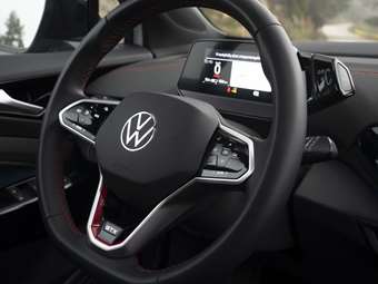 Τι απαντά η VW στην αγωγή που δέχτηκε για τα κουμπιά αφής στο τιμόνι