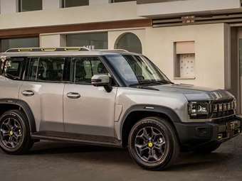 Toyota Land Cruiser: Η κινεζική αντιγραφή του κοστίζει 18.500 ευρώ