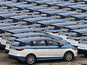 Πώς οι εμπορικοί πόλεμοι μπορούν να εκτροχιάσουν την πράσινη μετάβαση