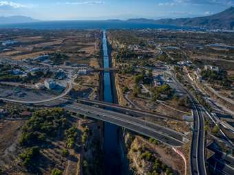 Επανέναρξη διελεύσεων πλοίων από τον Ισθμό της Κορίνθου