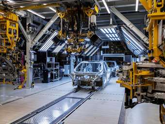 Κύμα φθηνών ανταλλακτικών αυτοκινήτων από την Κίνα φέρνει νέα κρίση στην Ευρώπη