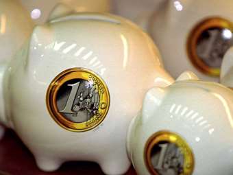 Πώς η αποταμίευση αντί της επένδυσης μάς κάνει φτωχότερους