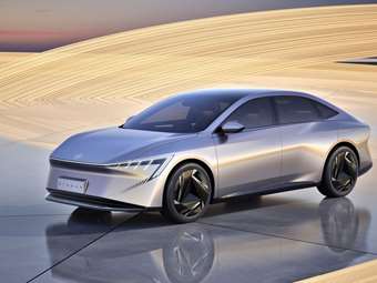 Νissan δεν είναι μόνο SUV: Παρουσίασε δύο εντυπωσιακά sedan