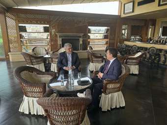 Συνέντευξη Αλί Μπαμπατζάν: "Παράθυρο ευκαιρίας για τα ελληνοτουρκικά τα επόμενα 3-4 χρόνια"