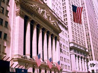 Wall: Πέμπτη ημέρα απωλειών για S&amp;P και Nasdaq