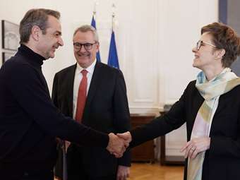 Συνάντηση Κυρ. Μητσοτάκη με την πρόεδρο του Εποπτικού Συμβουλίου της ΕΚΤ