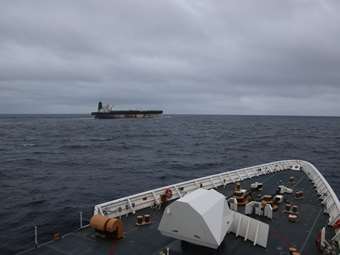 Ρωσία: Παραβίαση του Δικαίου της Θάλασσας η κατάσχεση του τάνκερ υπό ρωσική σημαία από τις ΗΠΑ