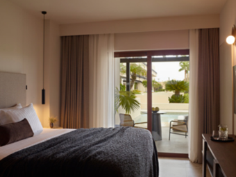 Αυξημένες κατά 2,9% οι διανυκτερεύσεις σε ξενοδοχεία και κάμπινγκ τον Ιούλιο