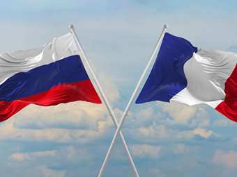 Για "διπλωματικές εντάσεις" ανάμεσα στη Μόσχα και το Παρίσι κάνει λόγο η γαλλική εφημερίδα Le Monde