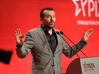 Ν. Παππάς: "Προτείνουμε ελάφρυνση για 300 χιλιάδες επιχειρήσεις και ο κ. Χατζηδάκης αγωνιά για το 2% επιπλέον επιβάρυνση στους πάρα πολύ μεγάλους"