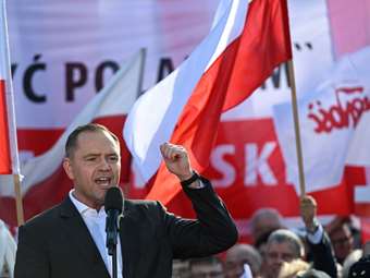 Πολωνία: Ο πρόεδρος Ναβρότσκι στον φίλο του Τραμπ