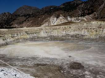 Νέες καταγγελίες για ΟΠΕΚΕΠΕ: Δήλωναν αρδευόμενη ρόκα σε ηφαιστειογενές βουνό της Νισύρου και το υπόλοιπο νησί... βοσκοτόπι