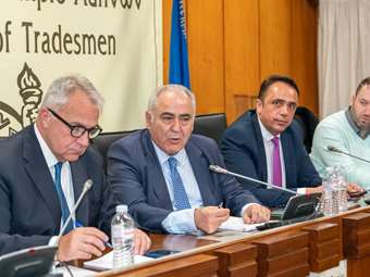 Ο Μ. Βορίδης στο ΔΣ του ΕΕΑ: Τι είπε για 13ο-14ο μισθό, για περαιτέρω μειώσεις τραπεζικών χρεώσεων, για στήριξη του επιχειρείν