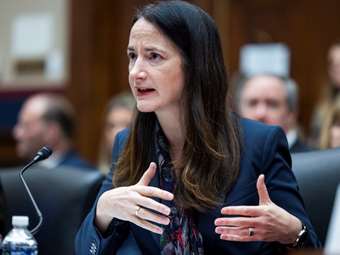 ΗΠΑ: Ο πόλεμος στην Ουκρανία δεν θα τελειώσει σύντομα, σύμφωνα με τη διευθύντρια των Υπηρεσιών Πληροφοριών