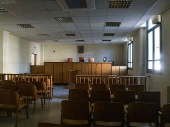 Πώς ψήφισαν τα κόμματα στο ν/σ για τις αλλαγές στους Κώδικες: Πόσα άρθρα υπερψήφισαν ΠΑΣΟΚ, ΣΥΡΙΖΑ