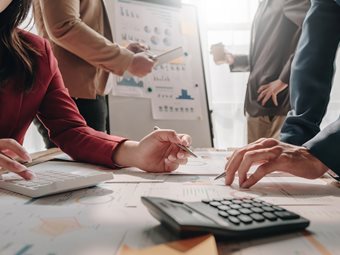 Ελαφρά μείωση του τζίρου των επιχειρήσεων τον Ιανουάριο σε ετήσια βάση