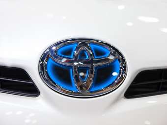 Ιαπωνία: Οι δύο μεγαλύτερες τράπεζες πουλάνε τις μετοχές Toyota-τι αναφέρει δημοσίευμα του Reuters