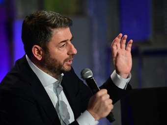 Ξέσπασε "εμφύλιος" στο ΠΑΣΟΚ μετά την τρίτη θέση