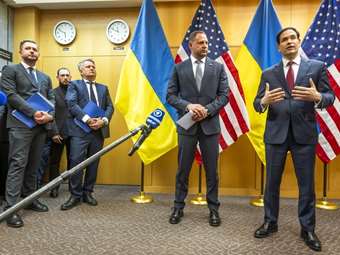 Παραιτήθηκε ο επιτελάρχης του προέδρου της Ουκρανίας Β. Ζελένσκι, Α. Γερμάκ, εν μέσω έρευνας για διαφθορά