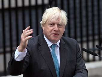 Μπ. Τζόνσον: "Ασυνάρτητη" η δημόσια έρευνα στη Βρετανία για την Covid-19