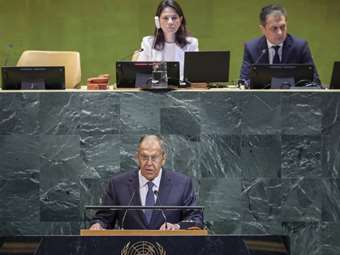 Επίθεση Λαβρόφ στη Γερμανία για τον επανεξοπλισμό της, με αναφορές στο ναζιστικό παρελθόν της