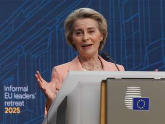 Φον ντερ Λάιεν: Βοήθεια 2.5 δισ. ευρώ στη Συρία για το 2025 και το 2026