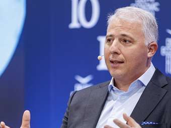 Βασίλης Καραμούζης (ΕΤΕ): Η Ελλάδα έχει την προοπτική να σημειώσει άλμα ξένων επενδύσεων