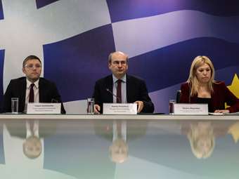 Νέα κίνητρα για ευκολότερη εισαγωγή επιχειρήσεων στο ΧΑ - Πλαίσιο εποπτείας για κρυπτονομίσματα