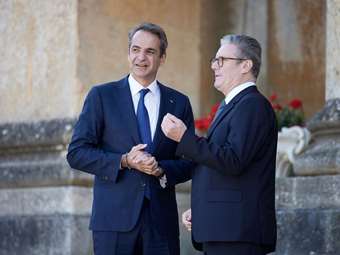 Τηλεφωνική επικοινωνία Μητσοτάκη-Στάρμερ