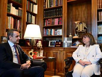 Συνάντηση με την Κατερίνα Σακελλαροπούλου θα έχει αύριο ο Κυριάκος Μητσοτάκης