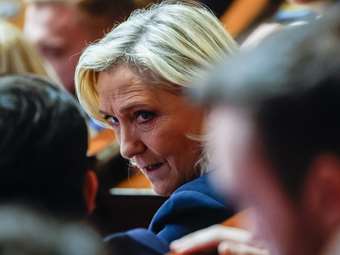 Η Λεπέν "σπρώχνει" τη Γαλλία και την Ευρώπη στο άγνωστο