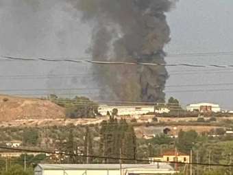 Φωτιά σε βιομηχανία στην Κόρινθο - Μήνυμα του 112