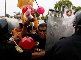 Περού: Το κράτος αναπτύσσει στρατό στη Λίμα