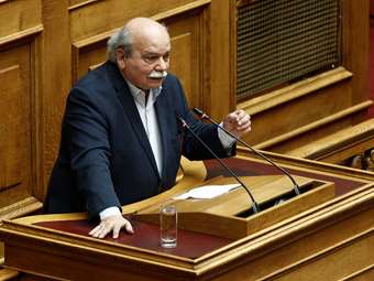 Ν. Βούτσης: Καμία σχέση του αστυνομικού με τον ΣΥΡΙΖΑ