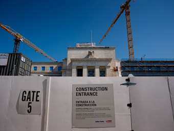 Τραμπ - Πάουελ: Σε τεταμένο κλίμα η επίσκεψη στην Fed - Η διαφωνία για την ανακαίνιση και η αιχμή για τα επιτόκια