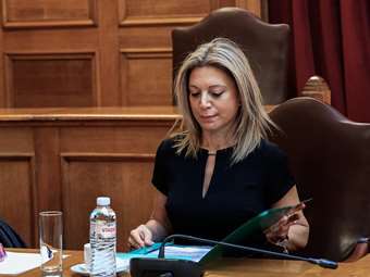 Καρυστιανού κατά Γεροβασίλη: "Πώς τολμάτε να ξεπλένετε τον άνθρωπο που έτρεξε να μπαζώσει τον τόπο του εγκλήματος;"