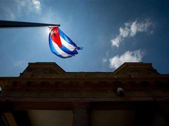 Κούβα: Σε ισόβια για κατασκοπεία καταδικάστηκε ο πρώην ΥΠΟΙΚ Αλεχάνδρο Χιλ