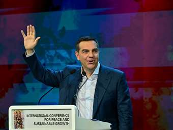 Ο Αλ. Τσίπρας ζητά ένωση της Κεντροαριστεράς για προοδευτική συμμαχία με κυβερνητική προοπτική