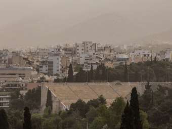 Αφρικανική σκόνη: Ποιοι πρέπει να προσέξουν, ποια συμπτώματα να σας ανησυχήσουν - Οδηγίες ΕΟΔΥ