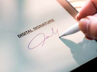 Μέσω του gov.gr μπορούν να συνυπογράφουν έγγραφα νομικά πρόσωπα και πολίτες