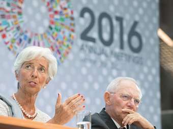 Λαγκάρντ για Σόιμπλε: "Ένας από τους επιδραστικότερους Ευρωπαίους ηγέτες της γενιάς του"