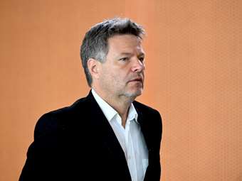 Πράσινοι: Με τον Ρόμπερτ Χάμπεκ για ένα καλύτερο μέλλον;