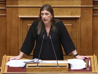 Εγκώμια από τη Ζωή Κωνσταντοπούλου για Κ. Πιερρακάκη, ο οποίος ανταπέδωσε - Θετική στο ν/σ για την επαγγελματική εκπαίδευση