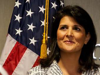 ΗΠΑ: Πιέσεις στη Νίκι Χέιλι να αποσυρθεί από την κούρσα