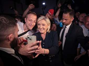 Δημοσκόπηση Harris Interactive: Ο Εθνικός Συναγερμός δεν θα εξασφαλίσει την πλειοψηφία στη γαλλική εθνοσυνέλευση